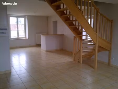 bel appartement f4/f5 duplex de 92 m²