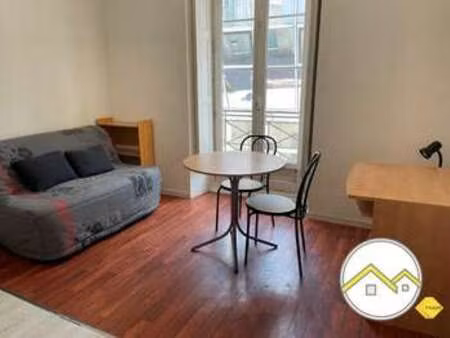 location appartement t1 meublé à nantes centre ville (44000) : à louer t1 meublé / 21m² na
