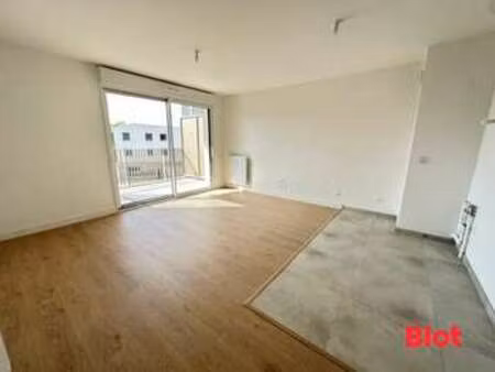 location appartement 2 pièces à ploemeur (56270) : à louer 2 pièces / 45m² ploemeur