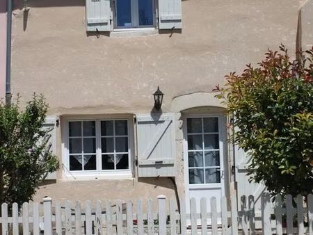 maison de village 70 m²