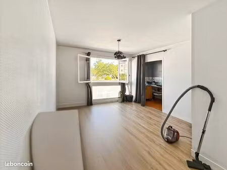 studio 1 pièce 24 m²