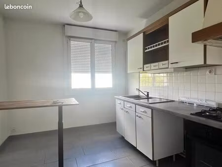 appartement 3 pièces 63 m²