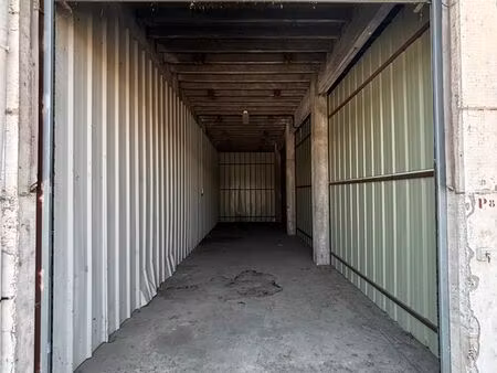 location box 60m² – zone lalande – réservé professionnels