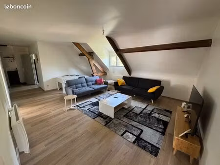 t4 meublé 90 m² – 3 chambres – centre blois – proche château et gare