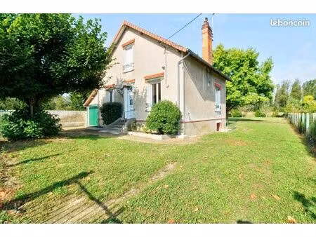 maison 4 pièces 105 m²