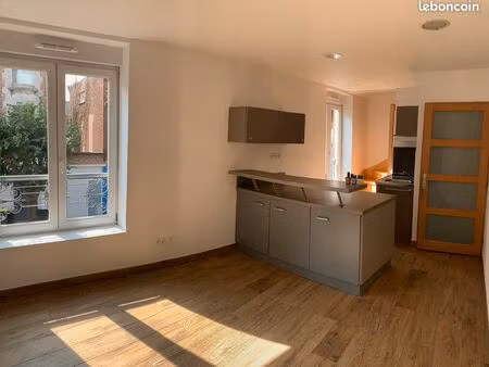 t2 duplex coup de coeur en plein centre d'armentières
