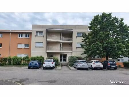 studio sur campus universitaire