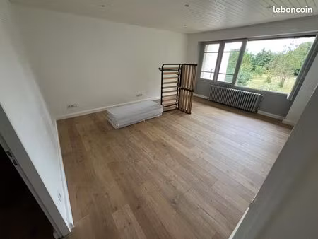 a louer - appartement t4 de 86m2 à saint papoul
