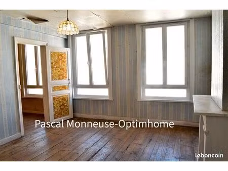 maison 9 pièces 142 m²