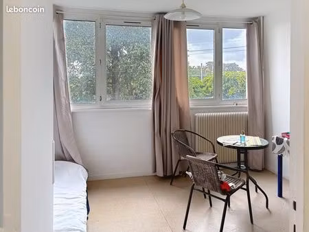 studio 1 pièce 18 m²