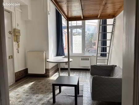 studio 1 pièce 19 m²