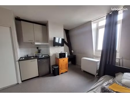 appartement 1 pièce 14 m²