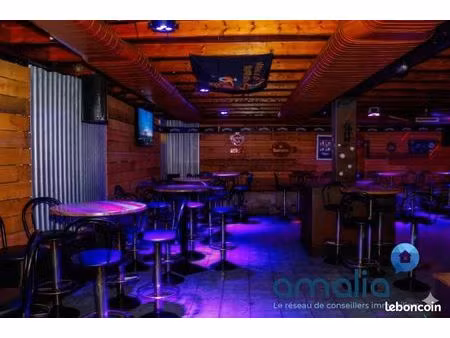 club/discothèque 320 m²