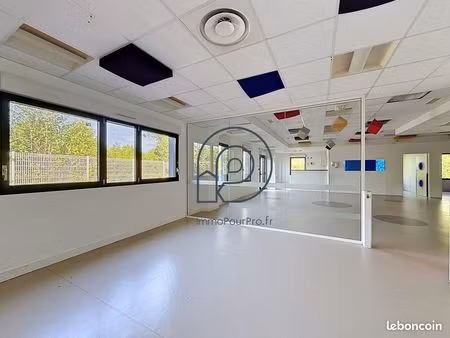 local 218 m² sars-et-rosières