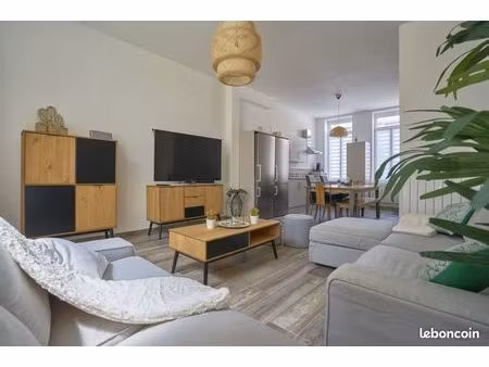 rare à la vente : spécial investisseur ou grande famille