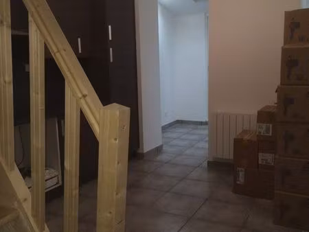 maison 2 chambres un extérieur vendu louer