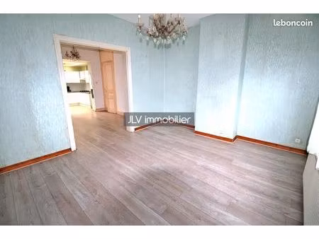 immeuble 5 pièces 112 m²