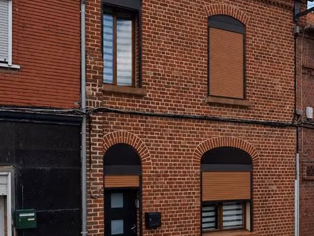 maison de ville 7 pièces 140 m²