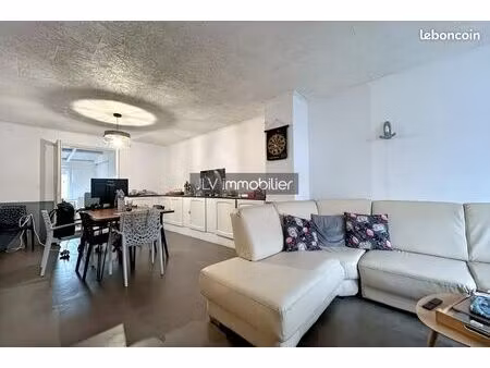 maison 6 pièces 110 m²