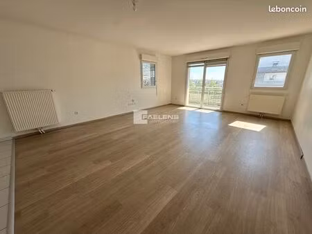 appartement 3 pièces 74 m²