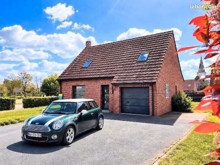 maison individuelle située à sercus très bien entretenue