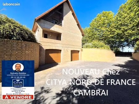 pavillon 10 pièces 170 m²