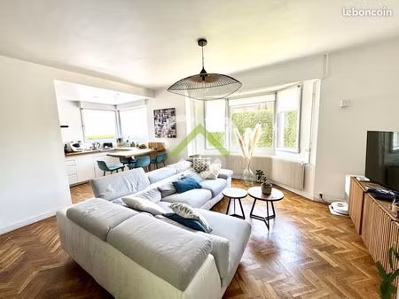 maison 6 pièces 121 m²