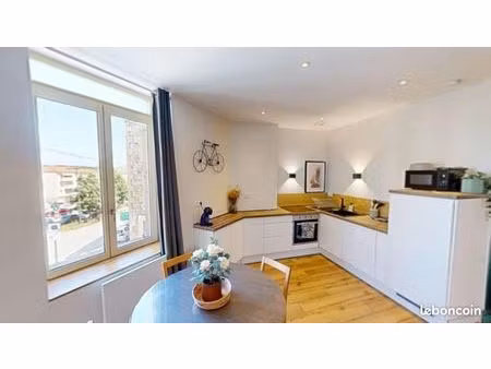 appartement 3 pièces 63 m²