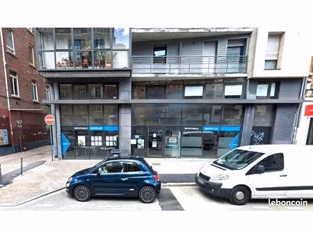local commercial 77 m² lille