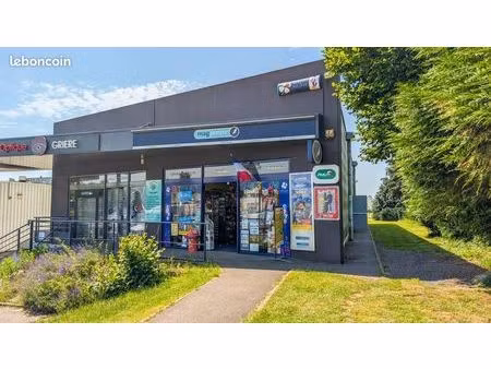 commerce presse 115 m²