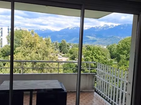 magnifique t2 avec vue sur belledone