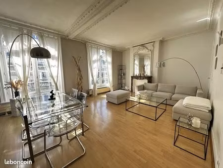 appartement 3 pièces 80 m²