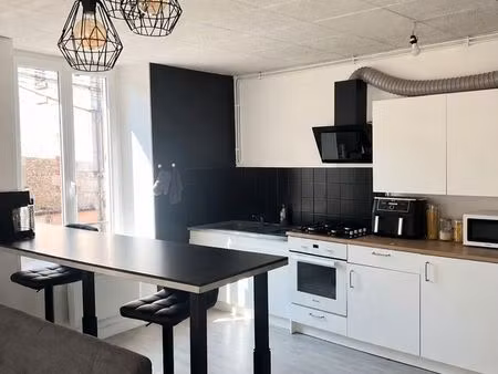 appartement 2 pièces - mouy centre ville - 48m2 - 2 places parking