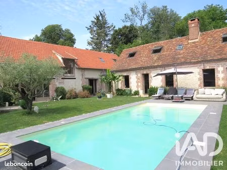 longère 9 pièces 233 m²