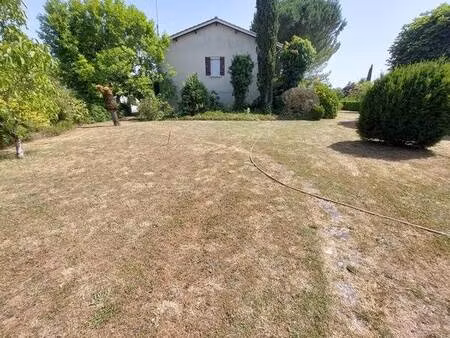 isle d’espagnac terrain plat et végétalisé de 628 m²