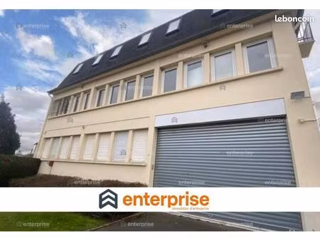 bureaux 107 m²