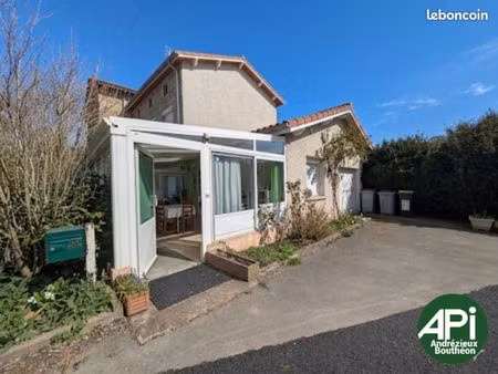 maison de village 6 pièces 90 m²