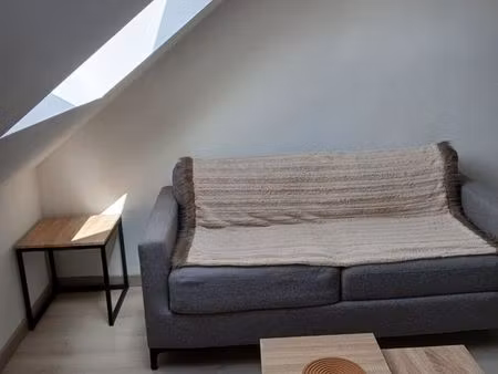 appartement meublé mansardé t1 – divion (limite bruay) – 25 m² au sol (17 m² loi carrez)