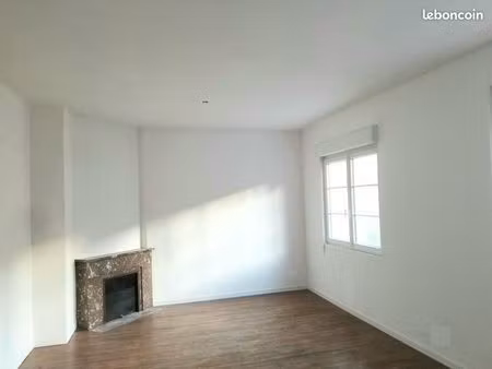 appartement 60m² hyper centre domfront