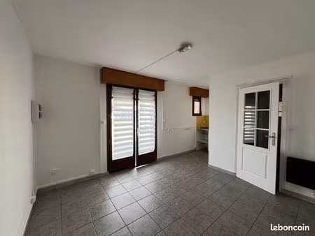studio 1 pièce 20 m²