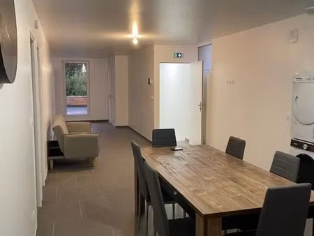 chambre 1 pièce 15 m²
