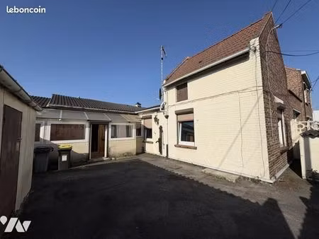 maison 5 pièces 90 m²