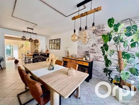 maison 5 pièces 130 m²