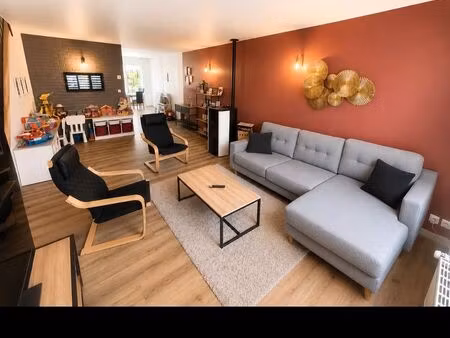 maison 3 chambres rénovée avec grand jardin – proche écoles et commodités