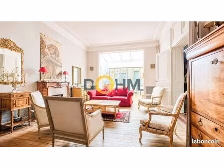 propriété 9 pièces 344 m²