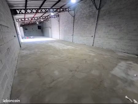 local d’activité / entrepôt 210 m² – rénové