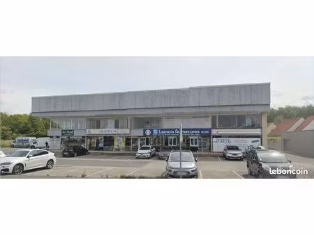 local commercial a louer