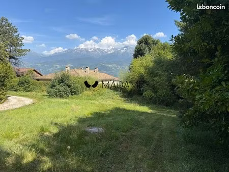 terrain 794 m² biviers
