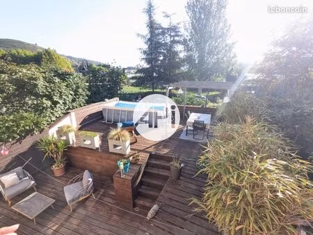 maison de village 5 pièces 140 m²