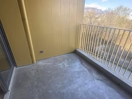 appartement 3 pièces 61 m²